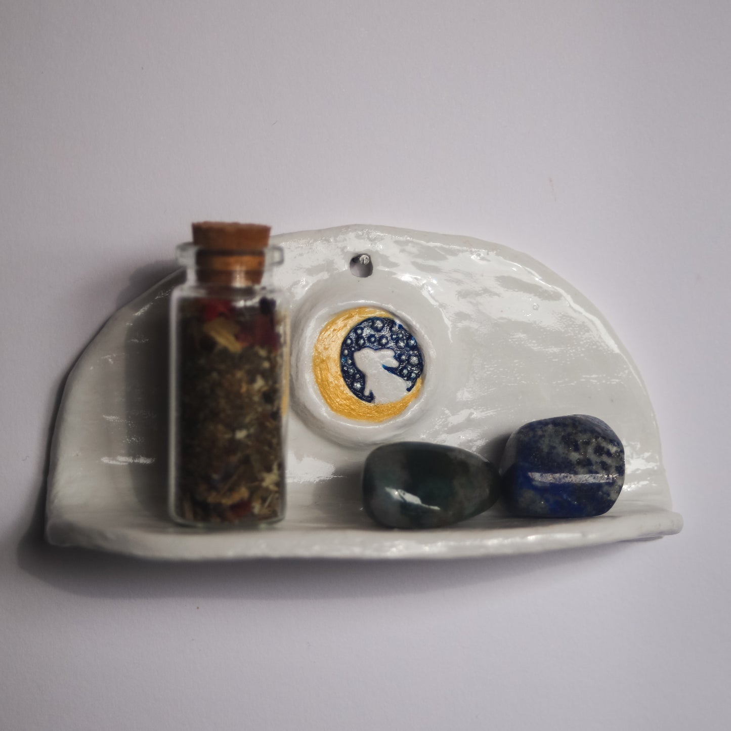 Usagi Mini Wall Altar